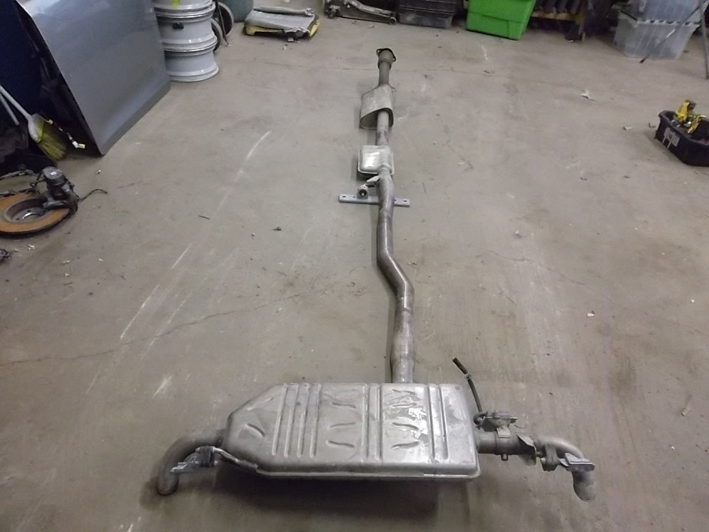 2020-2023 Mercedes Benz GLB250 Exhaust Muffler w/Pipe Complete