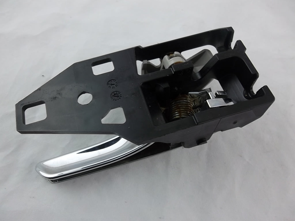 Door Handle Inner Driver  69206-0T010 Toyota Sienna 2011-2020