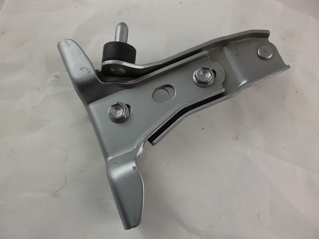 2011-2020 Toyota Sienna Slide Door Upper Roller Passenger 68310-08031