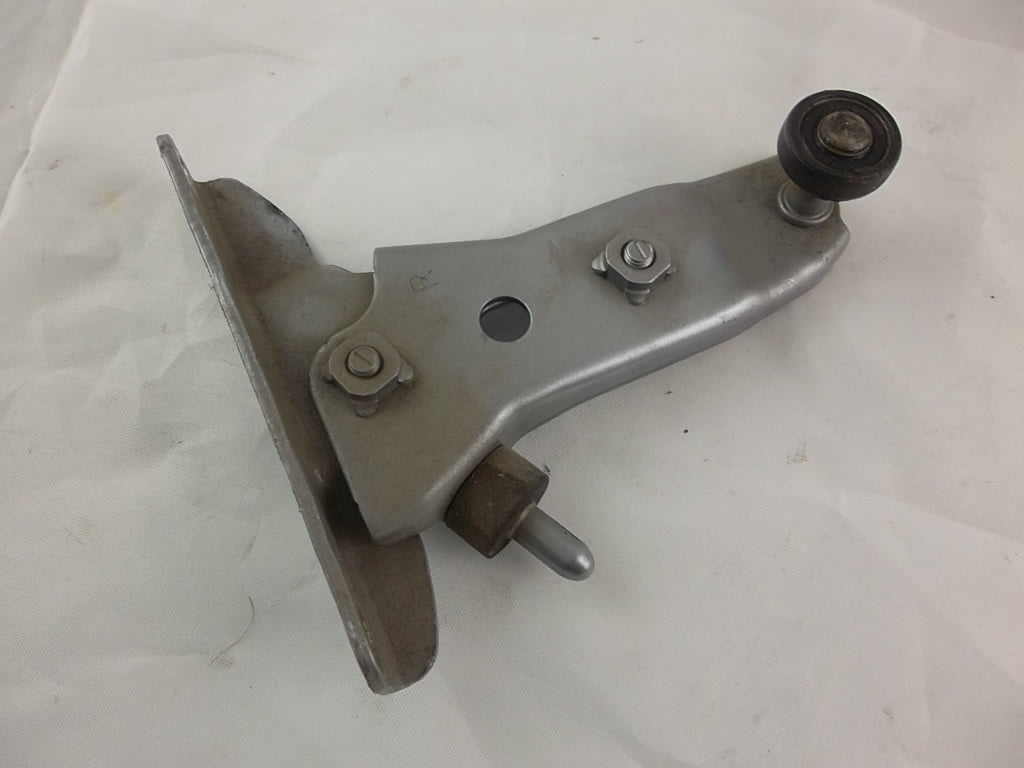 2011-2020 Toyota Sienna Slide Door Upper Roller Passenger 68310-08031