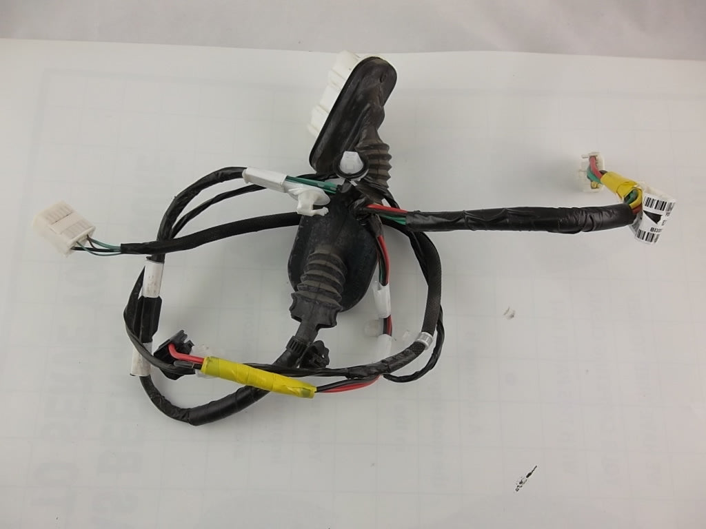 2012-2015 Toyota Camry Rear Door Wire Harness Passenger 82153-06360