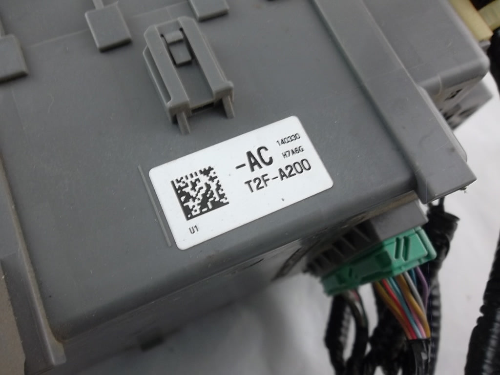 Rewritable Fuse Box 38200-T2A-A21 Honda Accord 4cyl EX 2013 2014