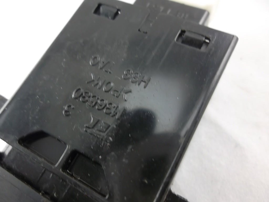 2013-2017 Honda Accord Front Seat Heater Switch Passenger 35600-T2A-A01