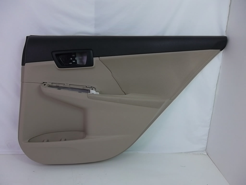 2012 -2015 Toyota Camry Door Trim Panel Rear Passenger 67630-06780