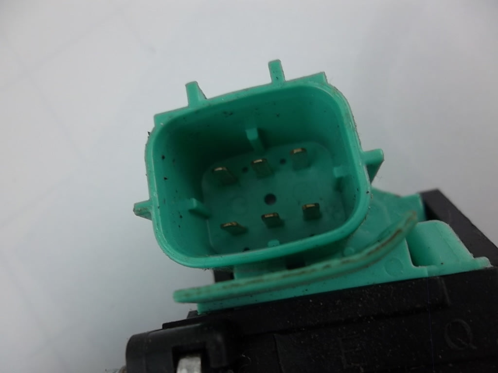 2013-2019 Nissan Sentra Front Window Regulator with Motor 80721-9AM0A