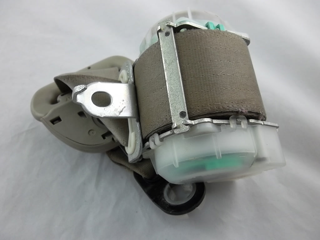 2011-2020 Toyota Sienna Seat Belt Rear Passenger 3Rd Row 73560-08030