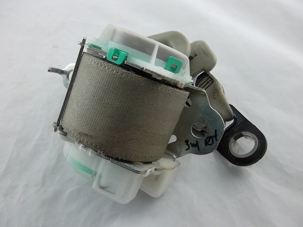 2011-2020 Toyota Sienna Seat Belt Rear Passenger 3Rd Row 73560-08030
