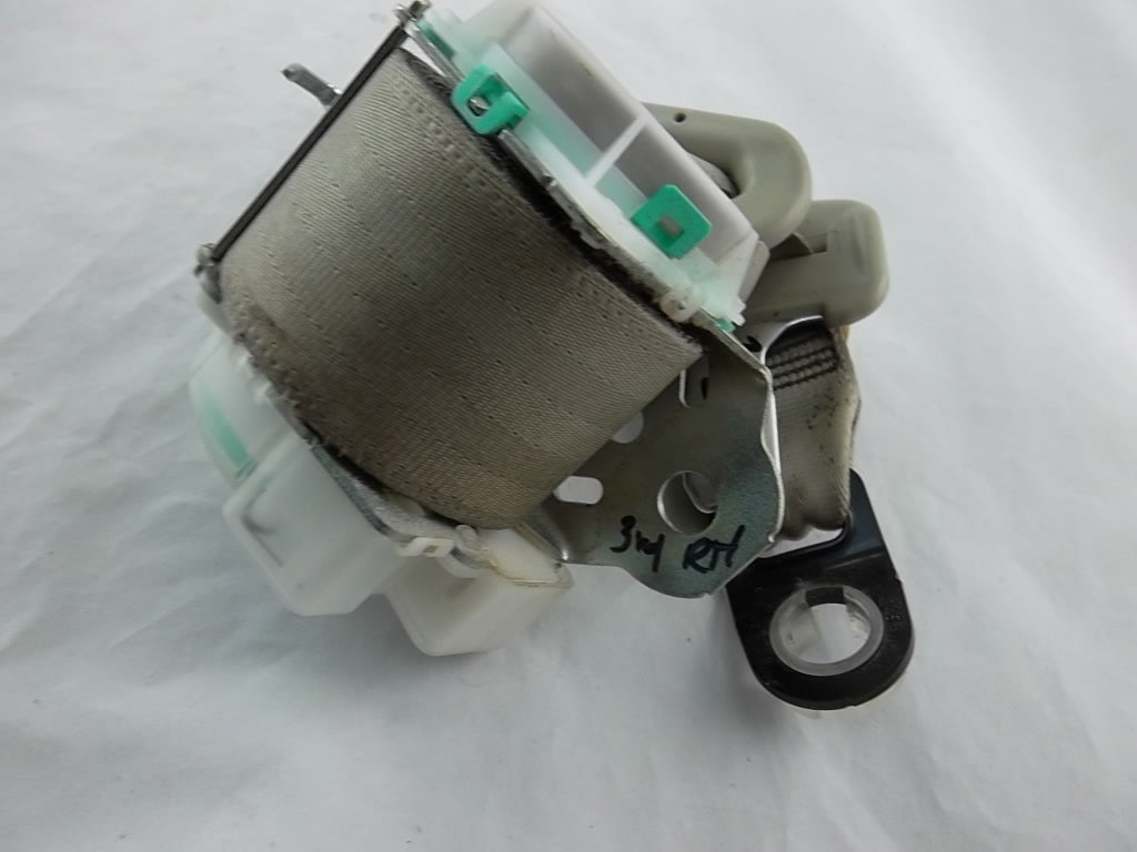 2011-2020 Toyota Sienna Seat Belt Rear Passenger 3Rd Row 73560-08030