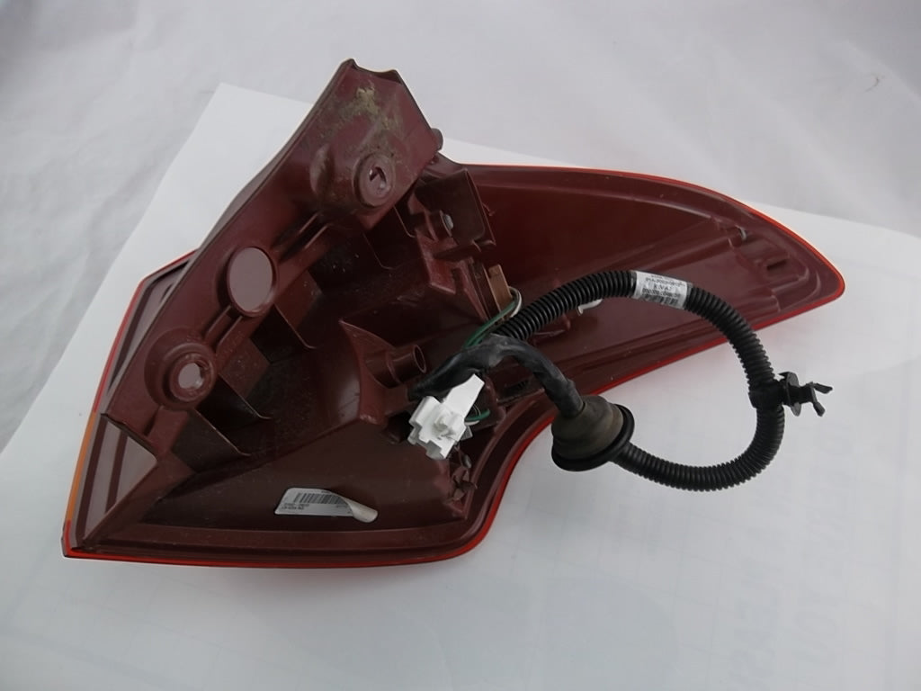 2013-2015 Toyota RAV4 Tail light lamp Driver 81560-0R030