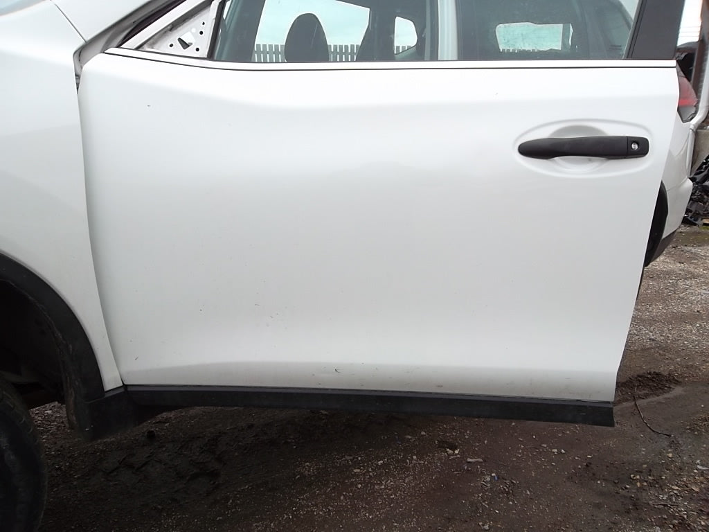 2014-2020 Nissan Rogue Front Door Driver White 80101-6FL0A
