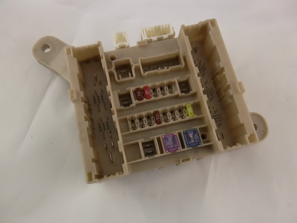 2011-2013 Honda Odyssey Junction Fuse Box Assy 38230-TK8-A21