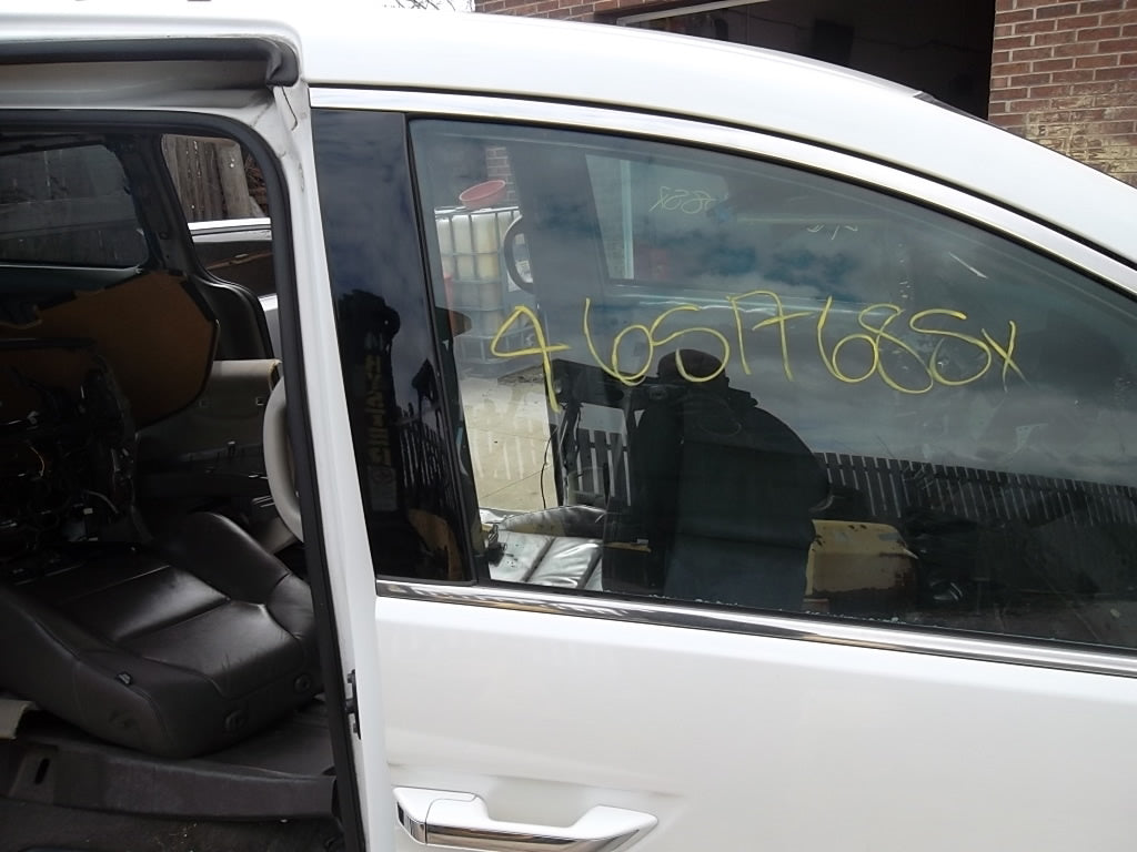 2011-2017 Honda Odyssey Front Door Passenger White 67010-TK8-A93