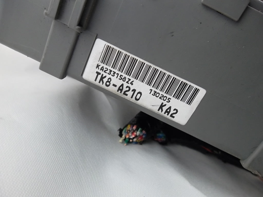 2011-2013 Honda Odyssey Fuse Relay Box Cabin Driver 38200-TK8-A22