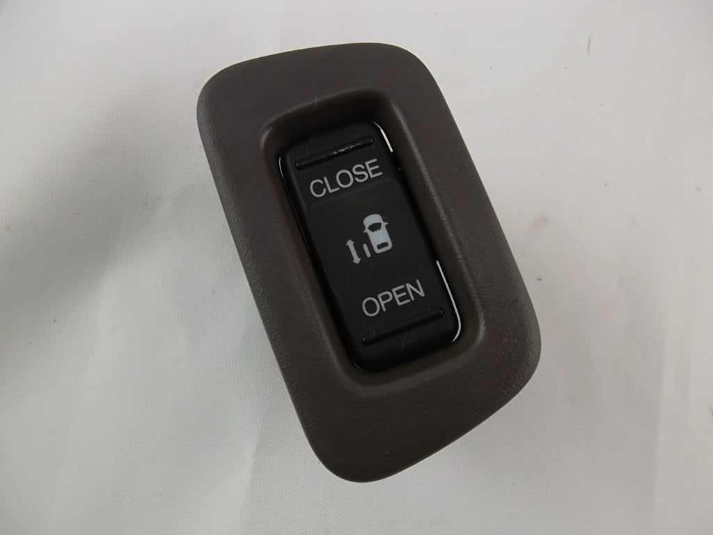 2011-2017 Honda Odyssey Power Sliding Door Switch Driver 35396-TK8-A01
