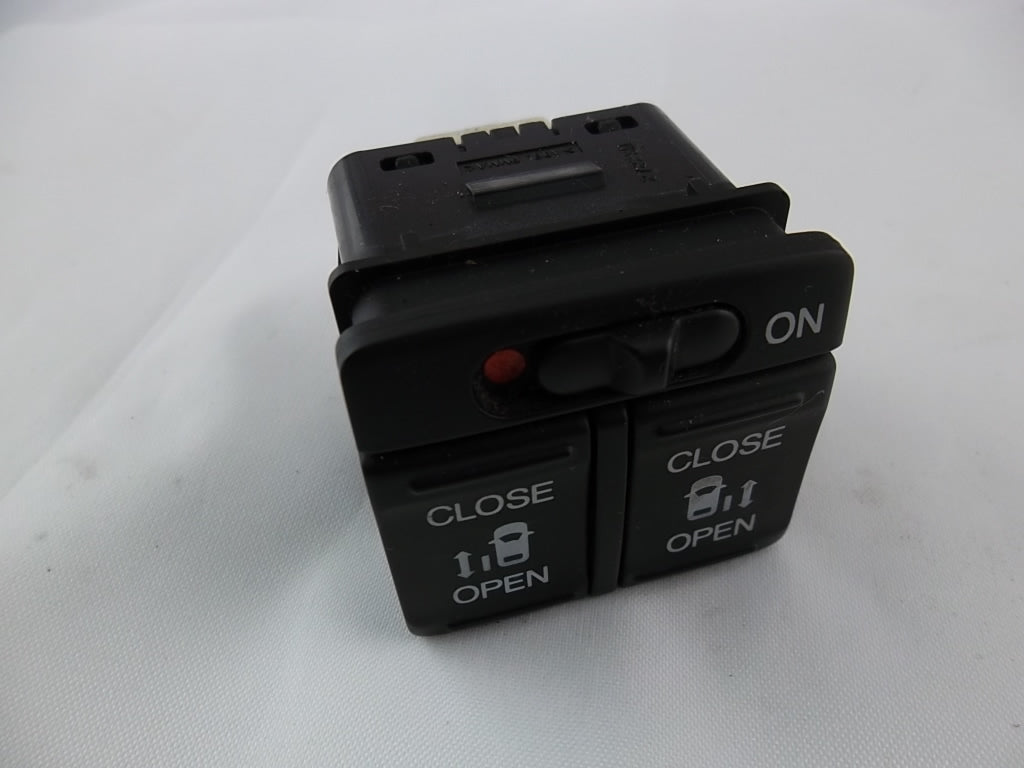 2011-2017 Honda Odyssey Power Sliding Door Switch 35385-TK8-A01