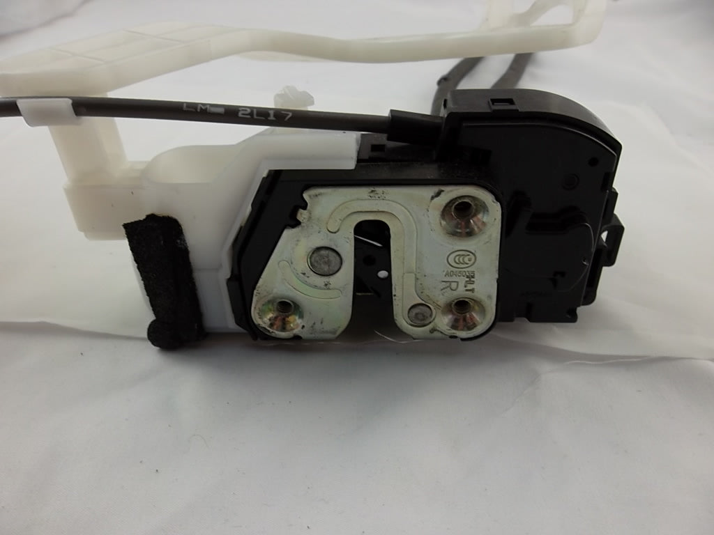 Rear Door Lock Actuator Passenger 81420-2S000 Hyundai Tucson 2010-2015