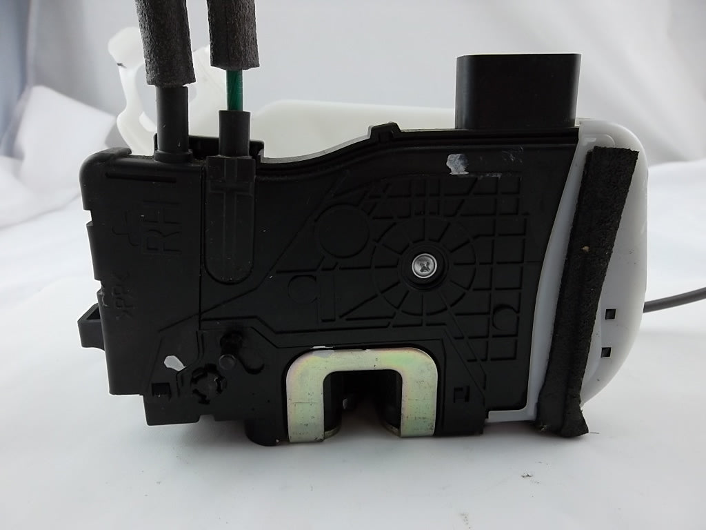 Rear Door Lock Actuator Passenger 81420-2S000 Hyundai Tucson 2010-2015
