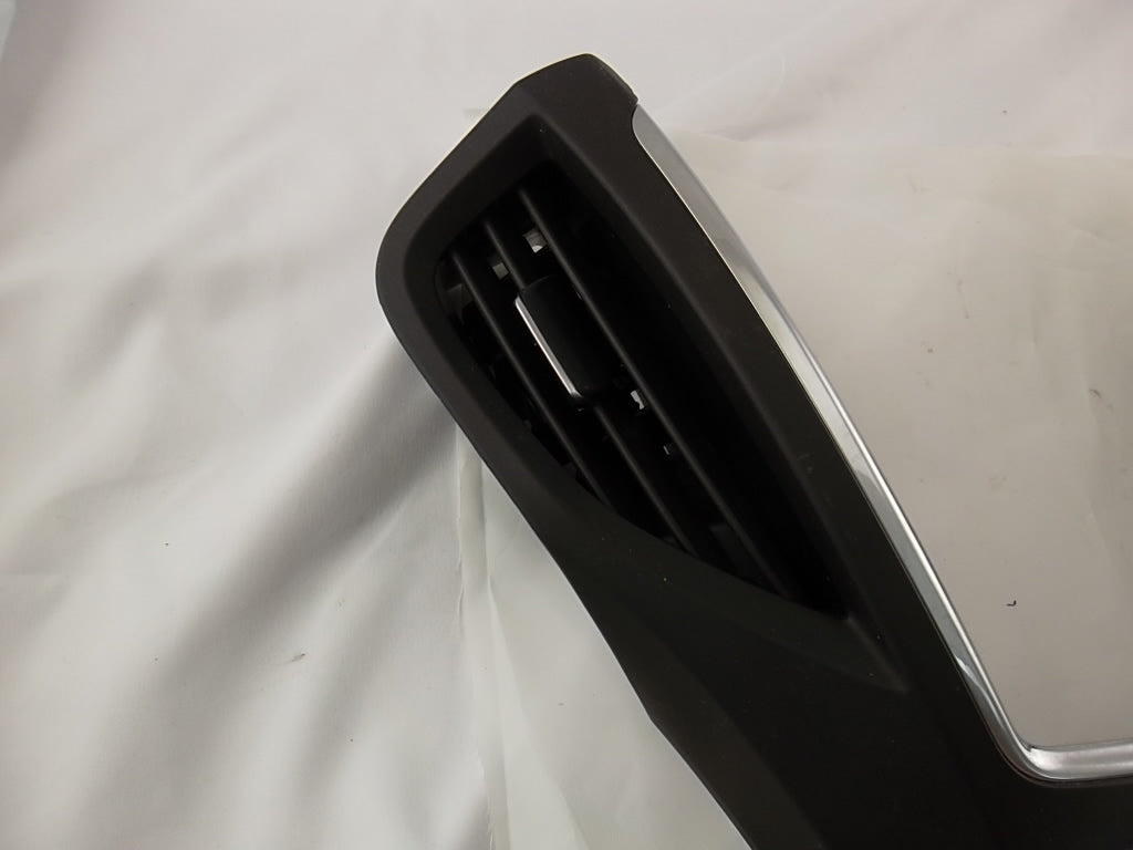 2014-2020 Acura MDX Center Dash Outlet Navigation Trim 77250-TZ5-A01