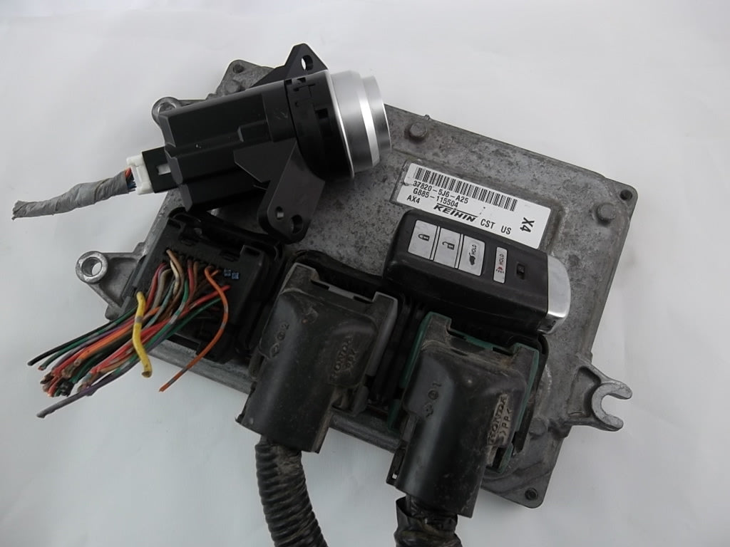 2016 Acura MDX  Engine Control Unit ECU w/Immobilizer 37820-5J6-A25