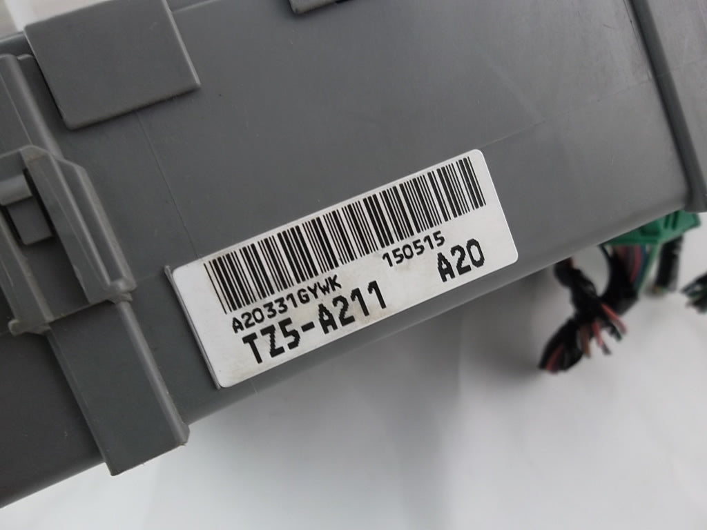 2016 Acura MDX  Fuse Box Cabin Driver 38200-TZ5-A22
