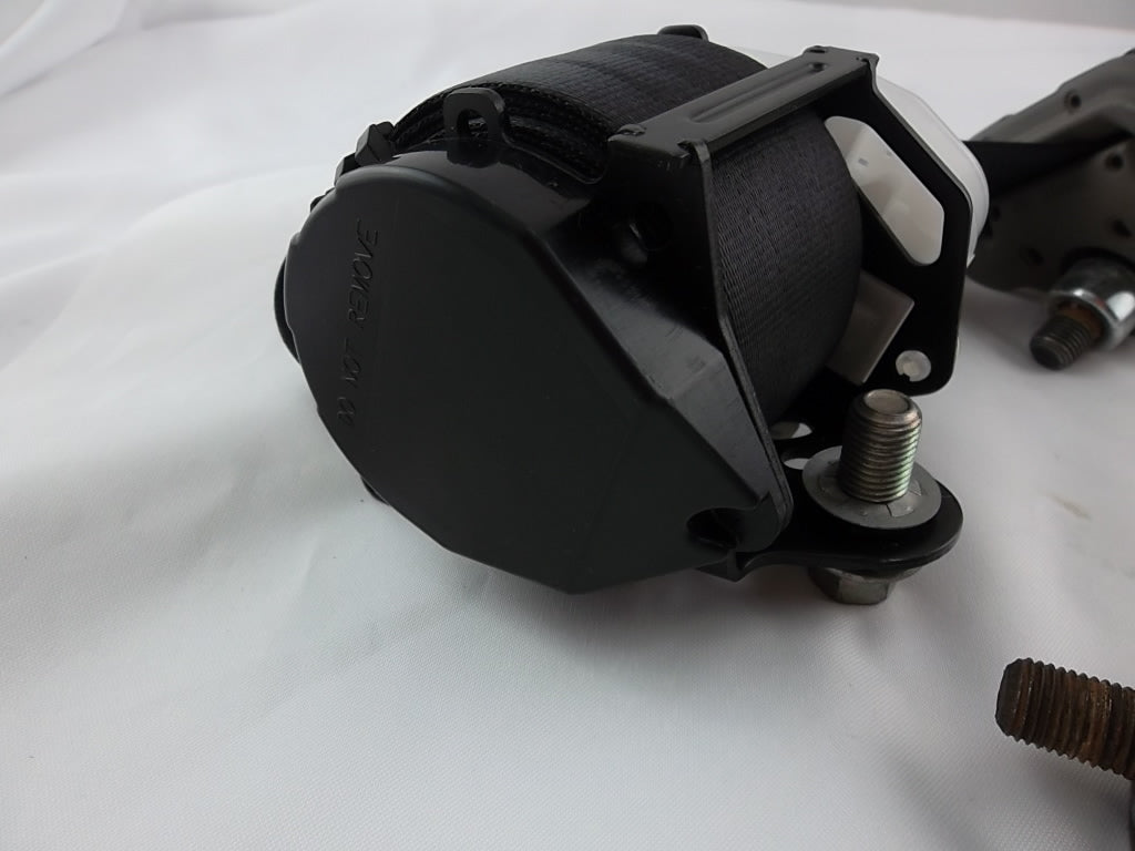 2009-2014 Honda Pilot Rear Seat Belt 2nd Row 04864-SZA-A00