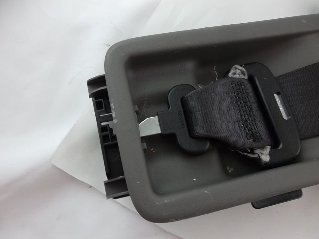 2009-2014 Honda Pilot Rear Seat Belt 2nd Row Center 04869-SZA-A01