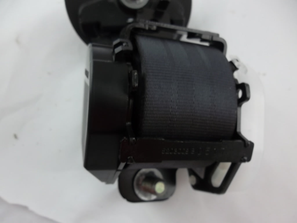 2009-2014 Honda Pilot Rear Seat Belt 3rd Row Driver 04828-SZA-A01