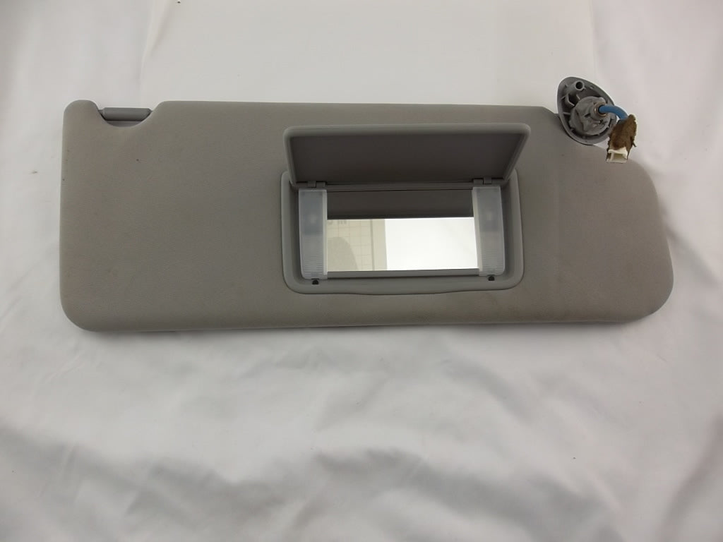 2009-2015 Honda Pilot Sun Visor Illuminated  Passenger Right  83230-SZA-A01