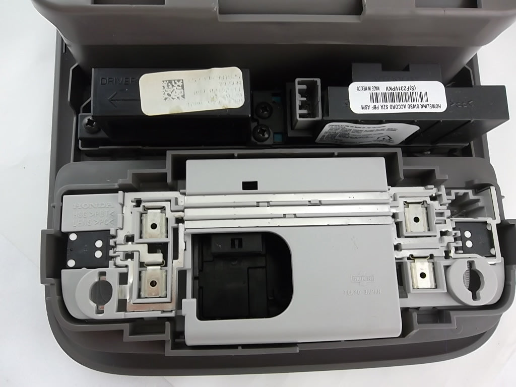 2009-2015 Honda Pilot Overhead Console w/Sunroof Switch 83250-SZA-A01