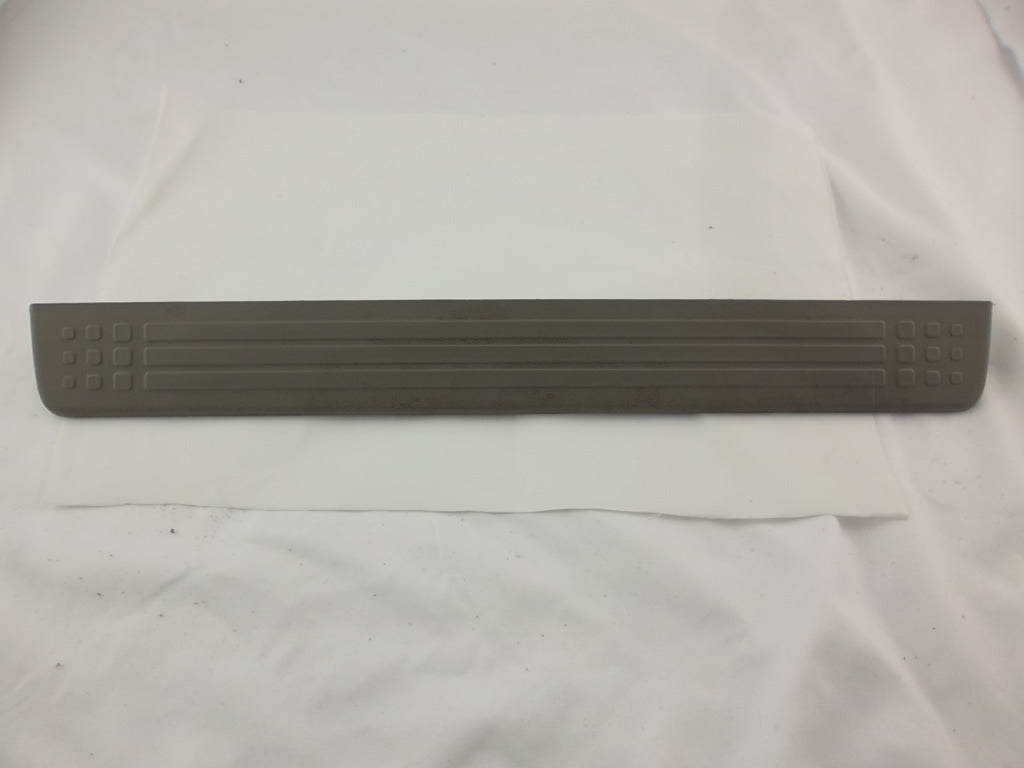 2009-2015 Honda Pilot Front Door Sill Plate Passenger 84202-SZA-A01