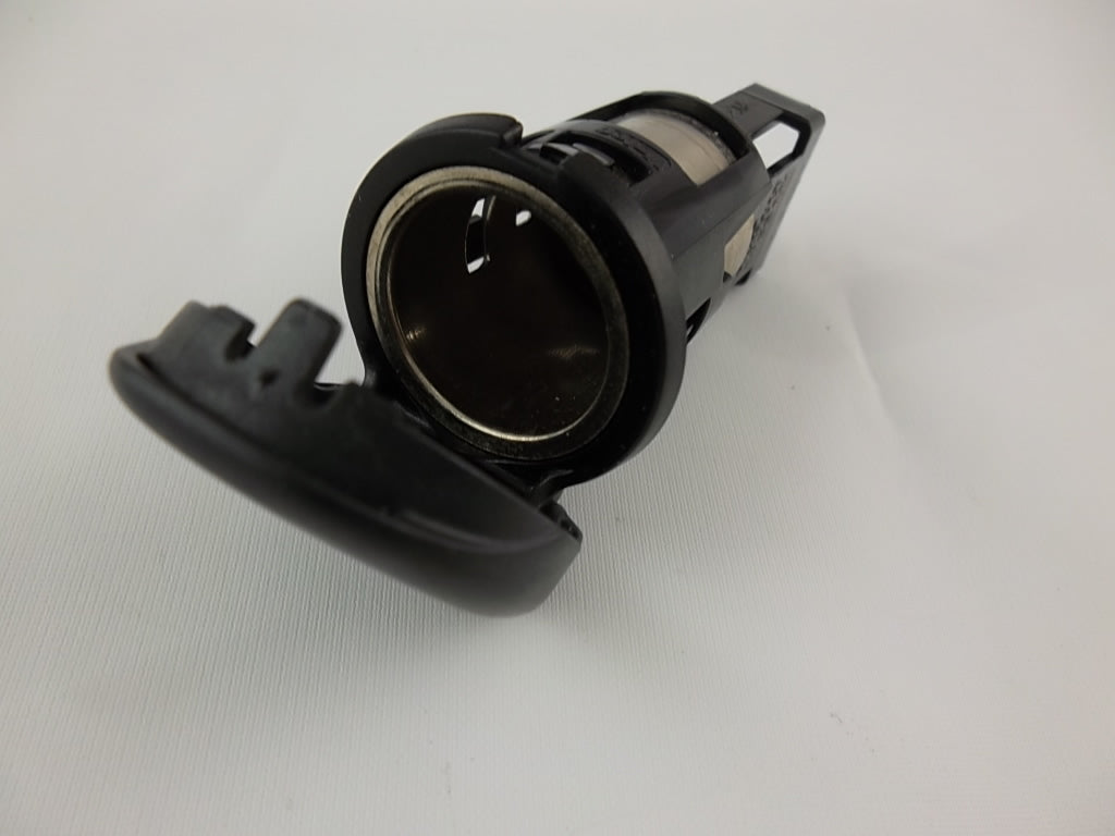2014-2019 Nissan Rogue Power 12V Socket 25331-3SH0A