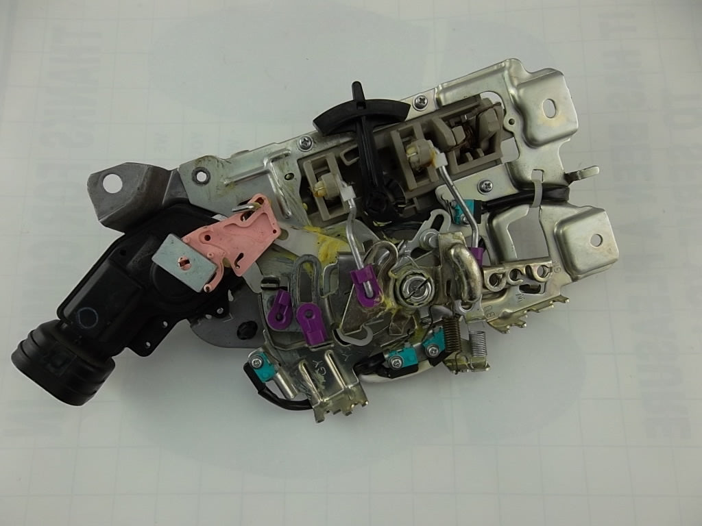 2011-2014 Toyota Sienna Door Handle Rear Driver 69080-08011