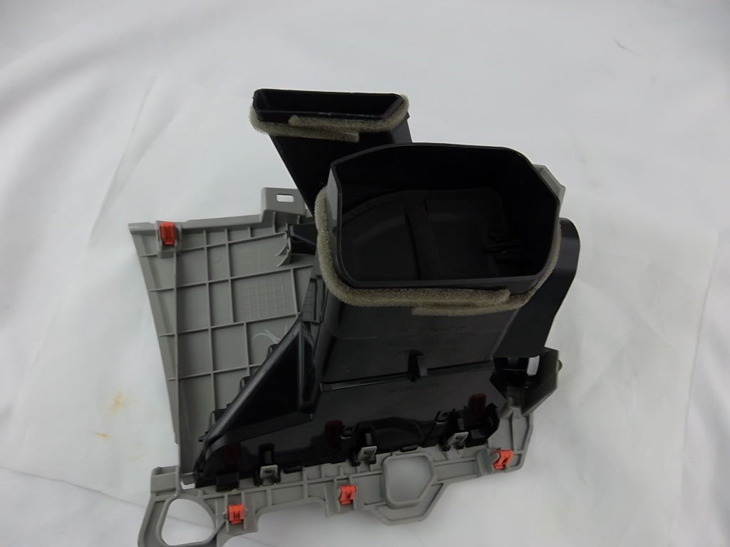 2015-2020 Toyota Sienna Dash Air Vent Driver 55650-08060