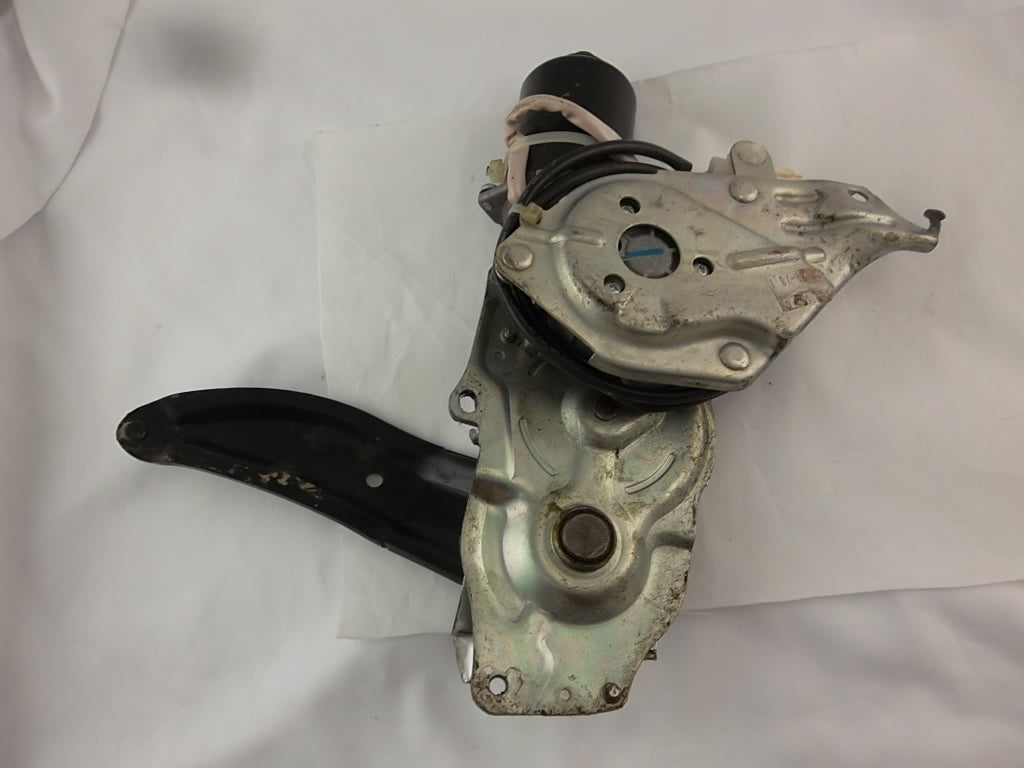 2004-2010 Toyota Sienna Liftgate Tailgate Motor 68910-08010