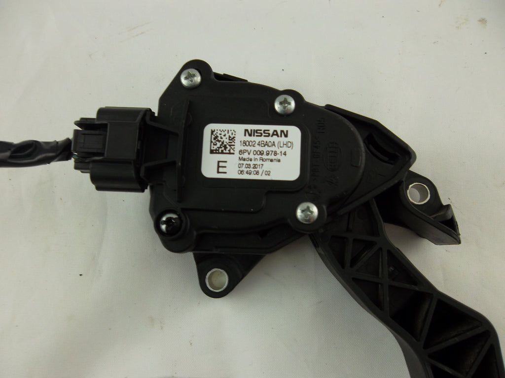 2014-2020 Nissan Rogue Accelerator Gas Pedal 18002-4BA0A