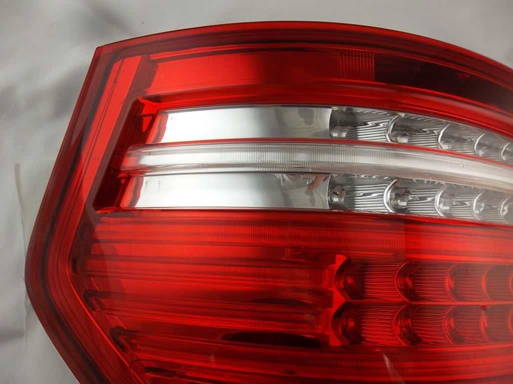 2010-2012 Tail Light Lamp LED Passenger Mercedes Benz GL450 GL550 GL350