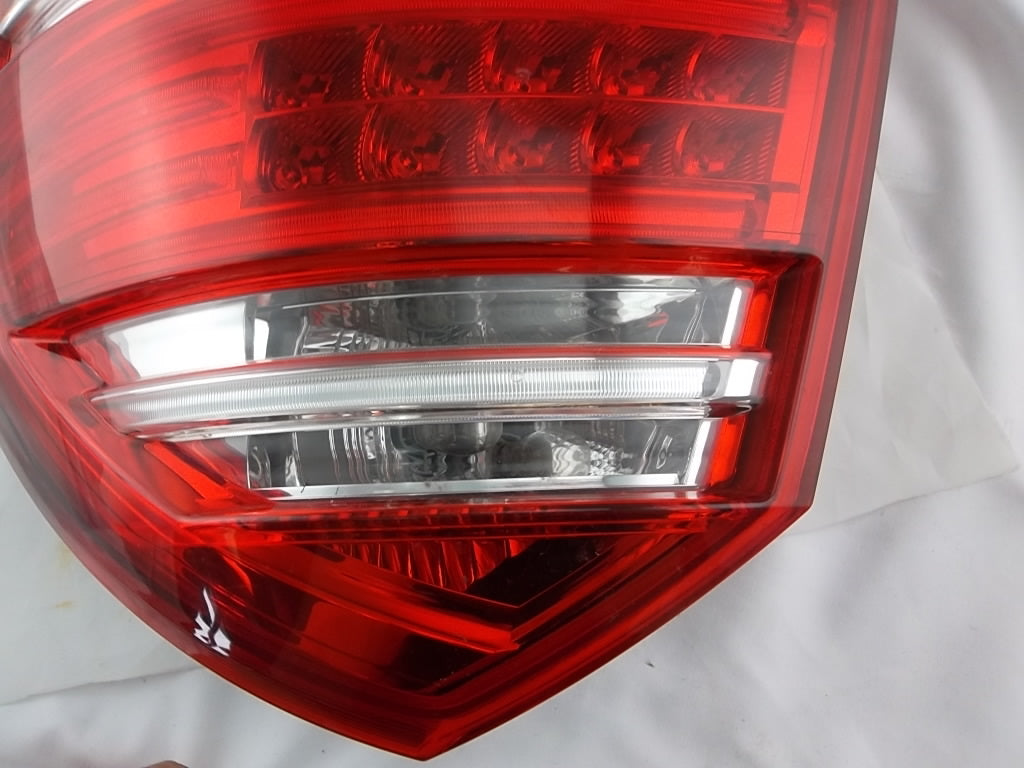2010-2012 Tail Light Lamp LED Passenger Mercedes Benz GL450 GL550 GL350