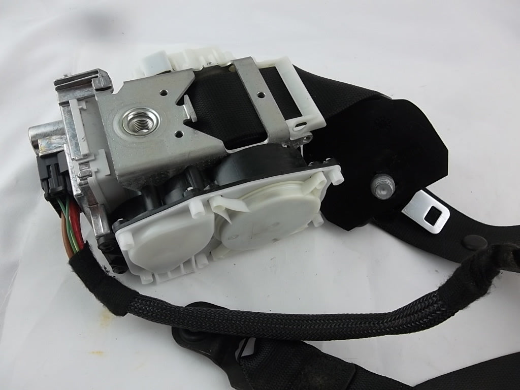 2010-2012 Front Seat Belt Driver Mercedes Benz GL450 GL550 GL350