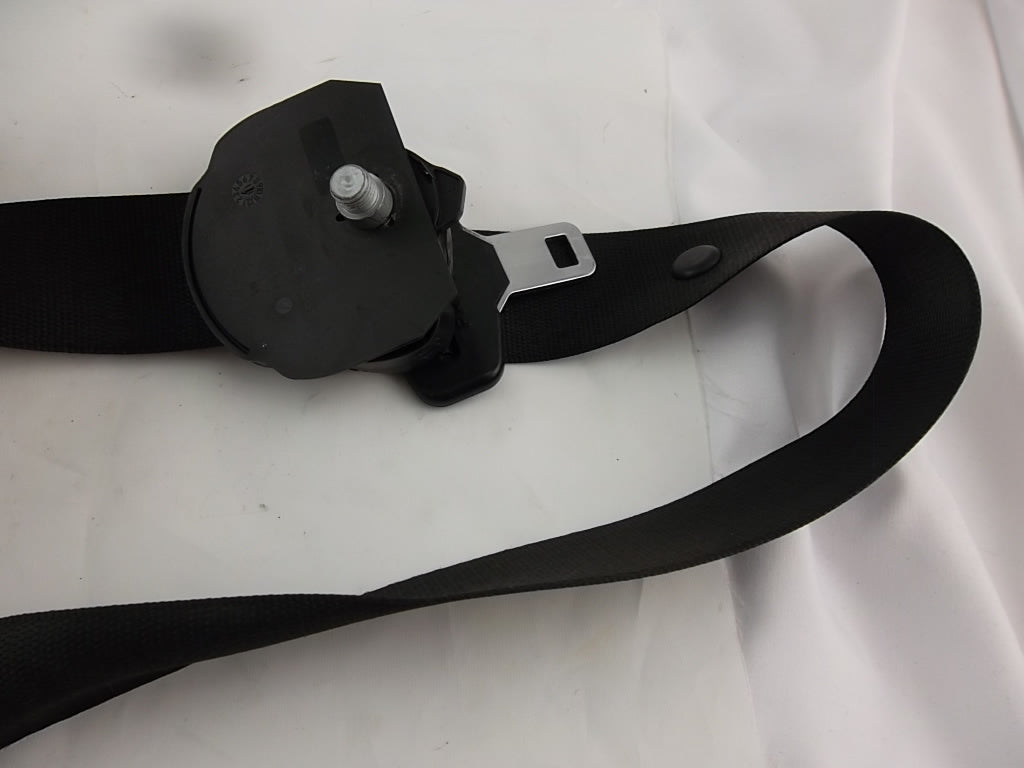 2010-2012 Front Seat Belt Driver Mercedes Benz GL450 GL550 GL350