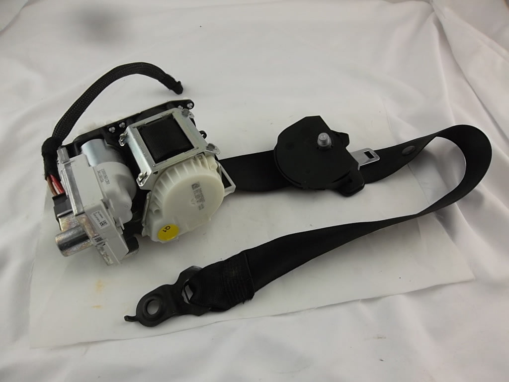 2010-2012 Front Seat Belt Driver Mercedes Benz GL450 GL550 GL350