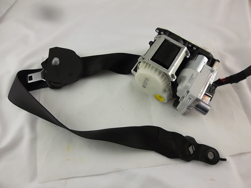 2010-2012 Front Seat Belt Passenger Mercedes Benz GL450 GL550 GL350 ML350 ML450 ML500