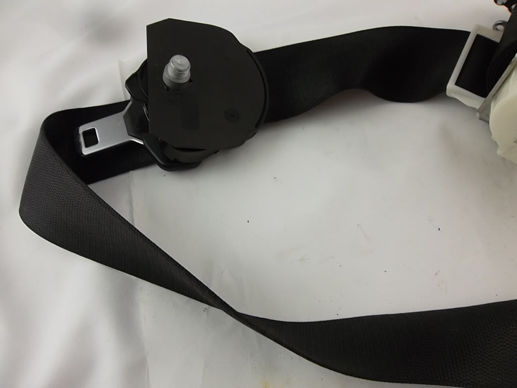 2010-2012 Front Seat Belt Passenger Mercedes Benz GL450 GL550 GL350 ML350 ML450 ML500