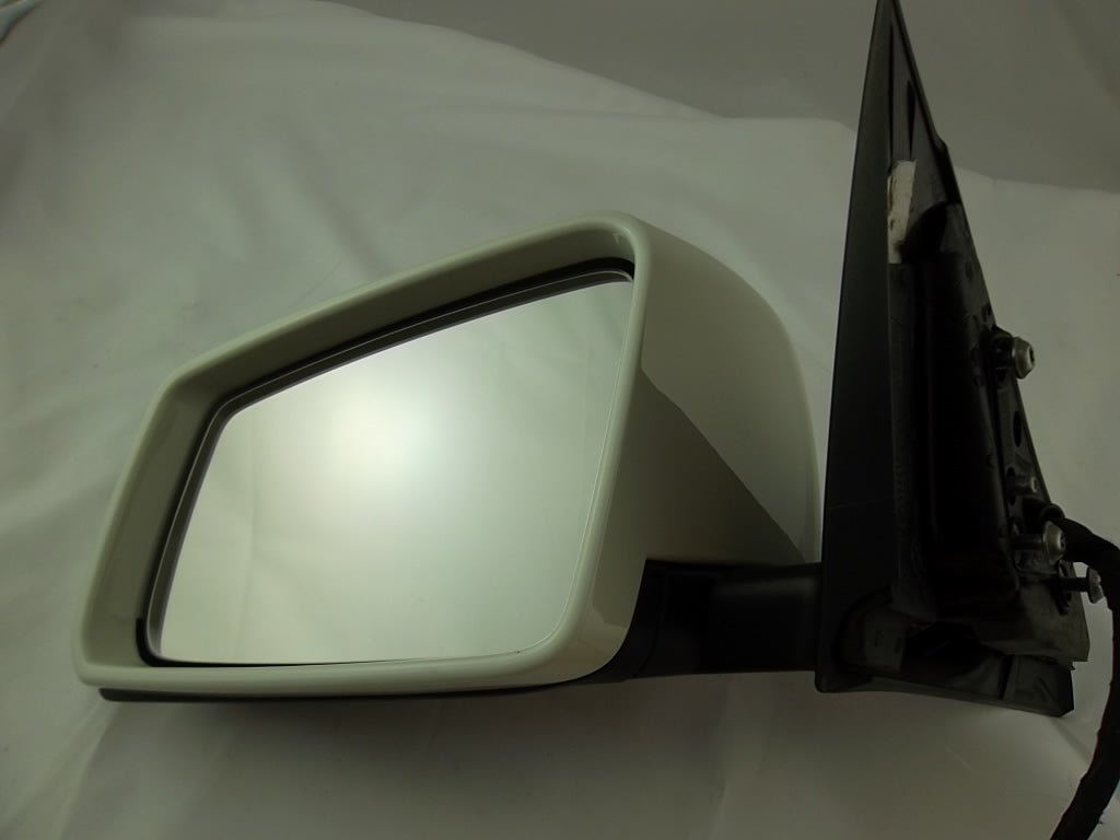 2014-2019 Mercedes CLA Class CLA250 Front Left Door Side View Mirror White