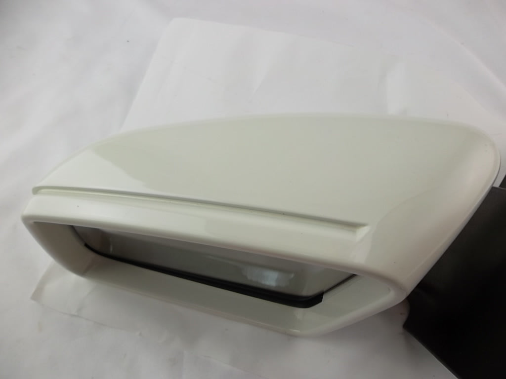 2014-2019 Mercedes CLA Class CLA250 Front Left Door Side View Mirror White