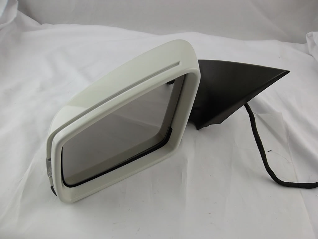 2014-2019 Mercedes CLA Class CLA250 Front Left Door Side View Mirror White