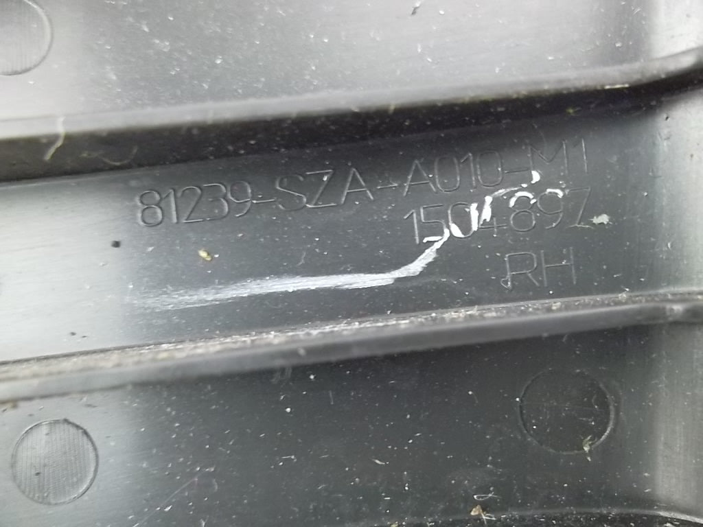 2009-2015 Honda Pilot Front Seat Rail Cover Passenger