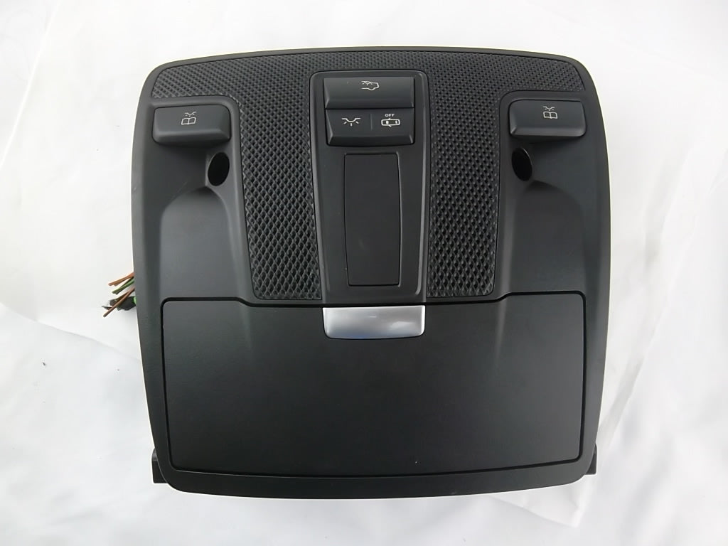 2014-2019 Mercedes W117 CLA250 Front Upper Overhead Console Dome Light Lamp