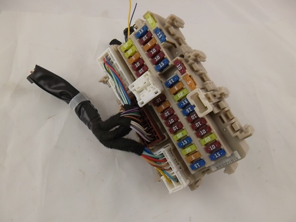 2017-2020 Nissan Rogue Interior Fuse Relay Box 24350-6FL0A
