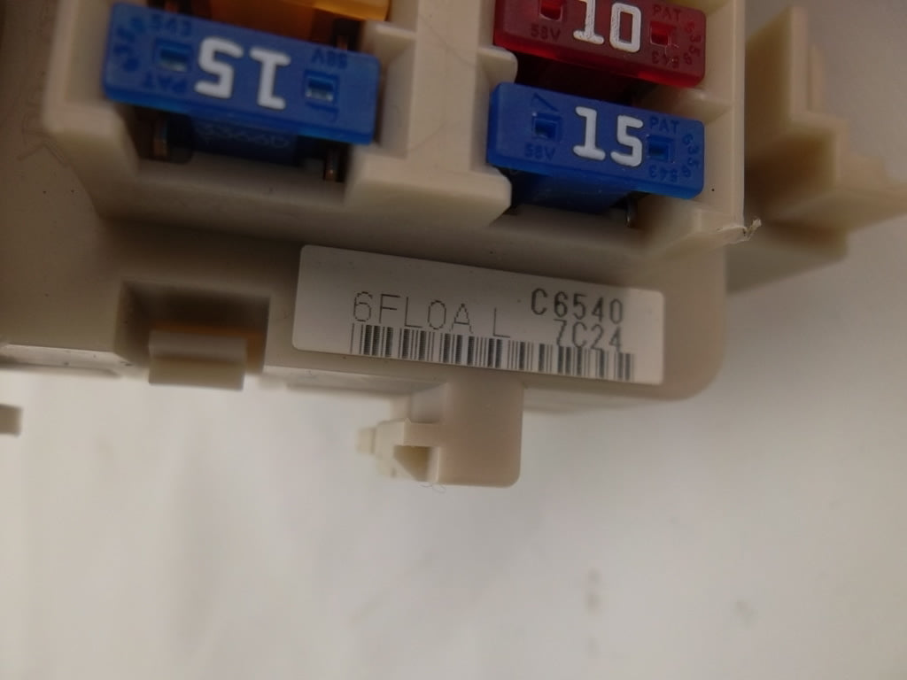 2017-2020 Nissan Rogue Interior Fuse Relay Box 24350-6FL0A