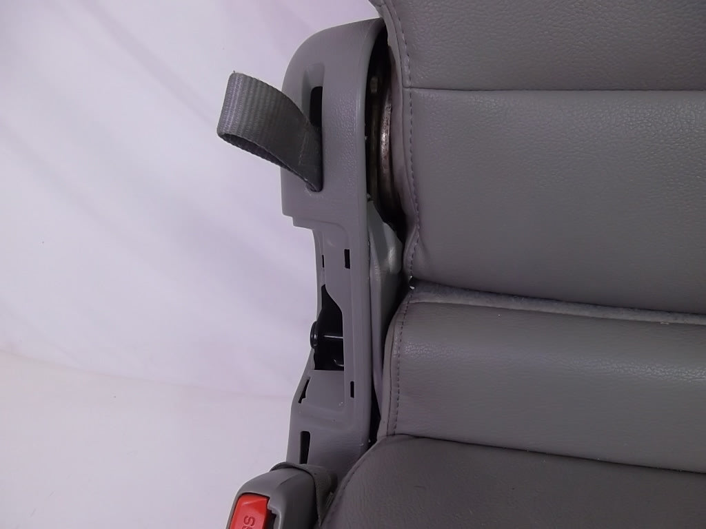 2011-2017 Honda Odyssey Center Jump Seat 2nd Row 81926-TK8-A21